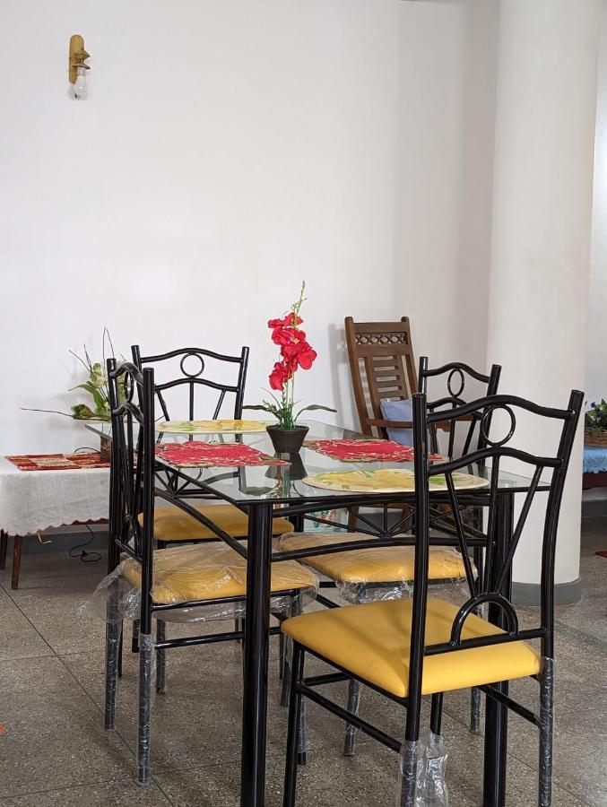 Shiranthi Guest House 拉夏吉里雅 外观 照片